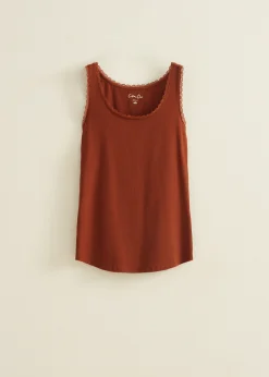 Sale Cotton Club Basic singlet breed met kant cognac