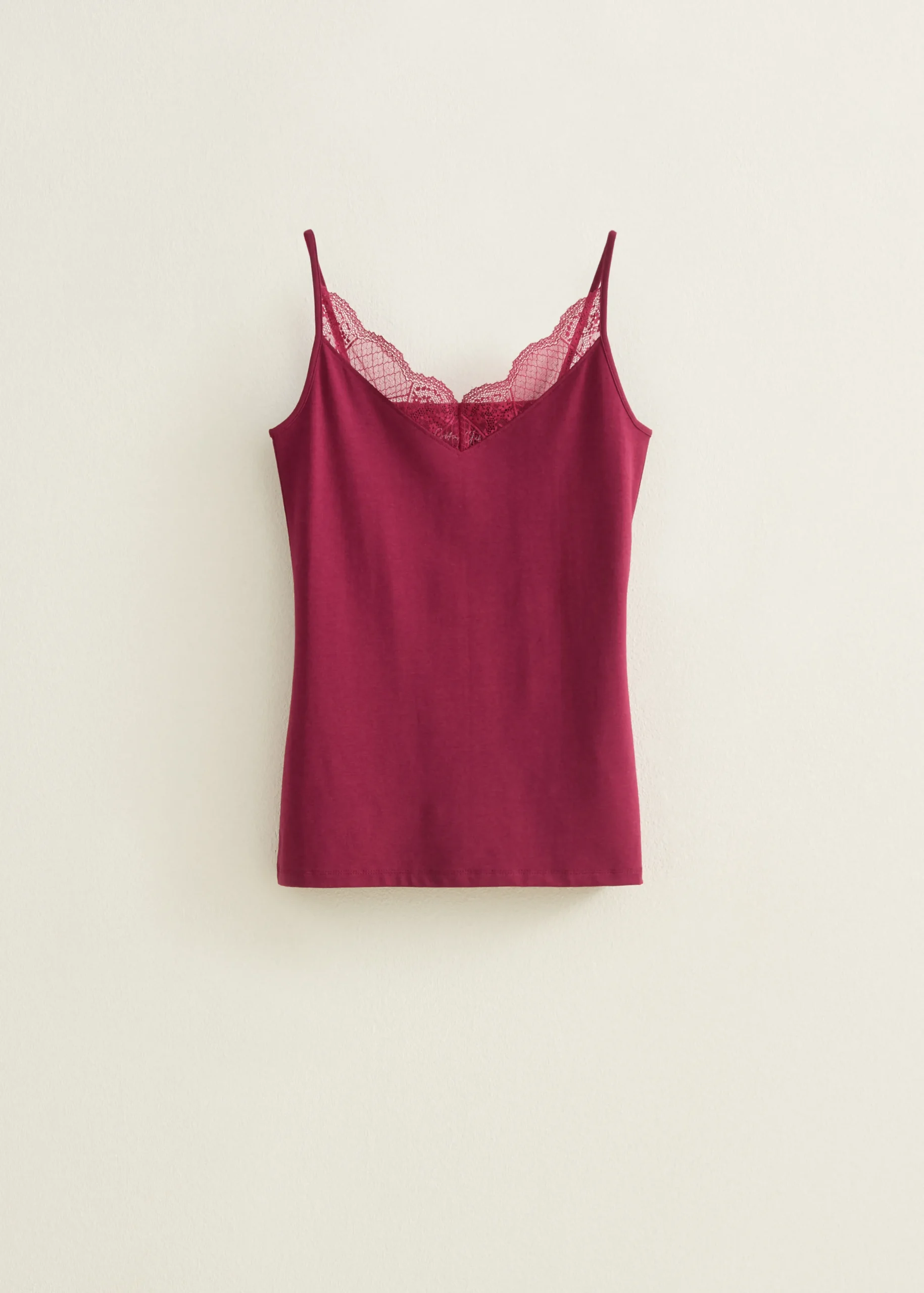 Discount Cotton Club Basic singlet met kant detail bordeaux,licht
