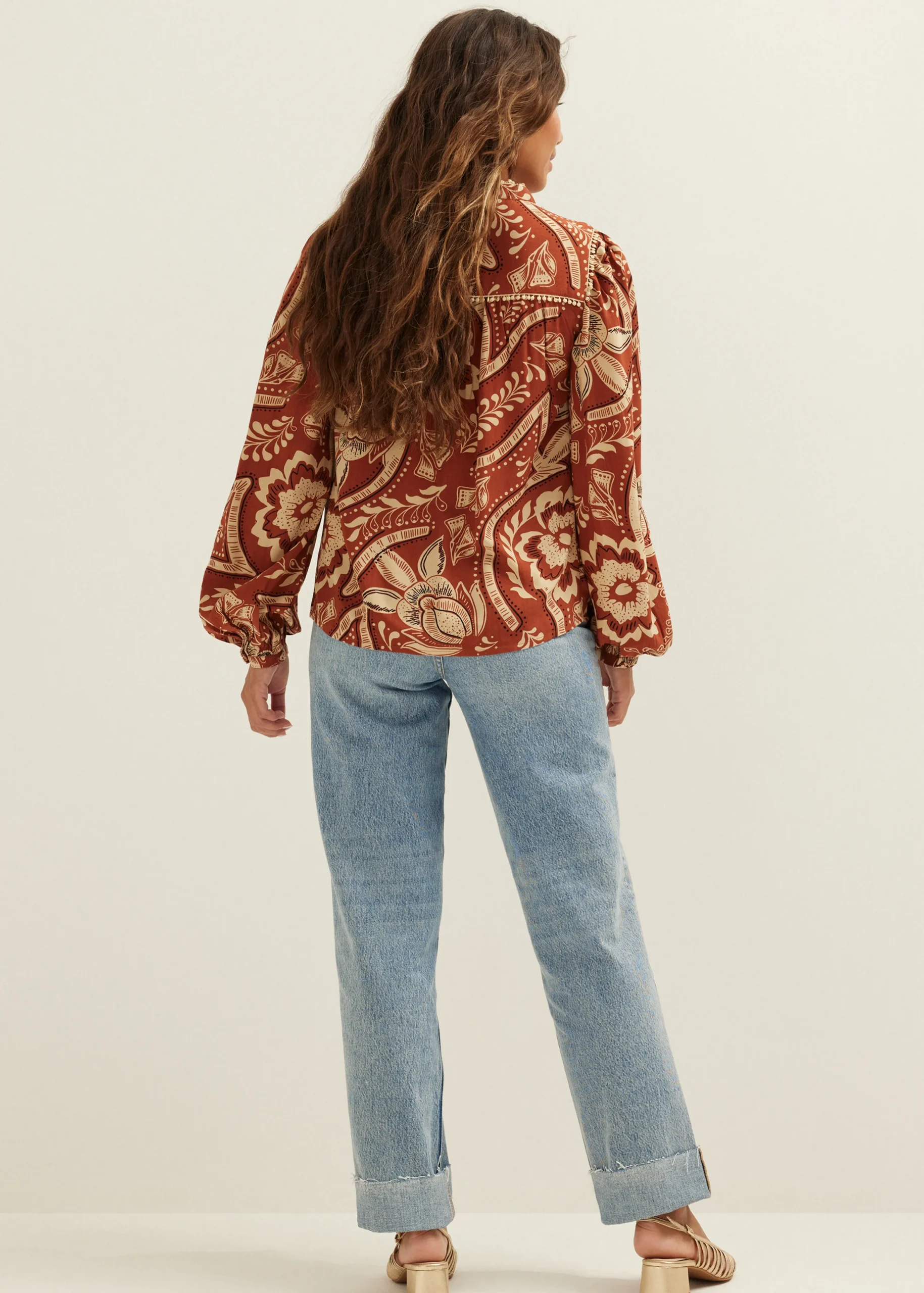 New Cotton Club Blouse met print middenzand