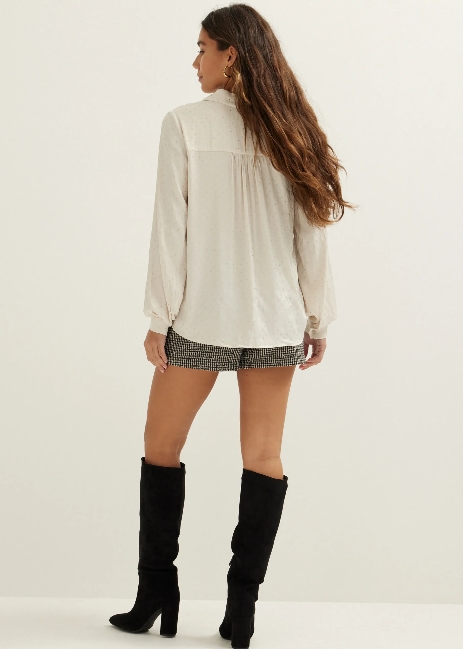 Fashion Cotton Club Blouse met studs lichtzand
