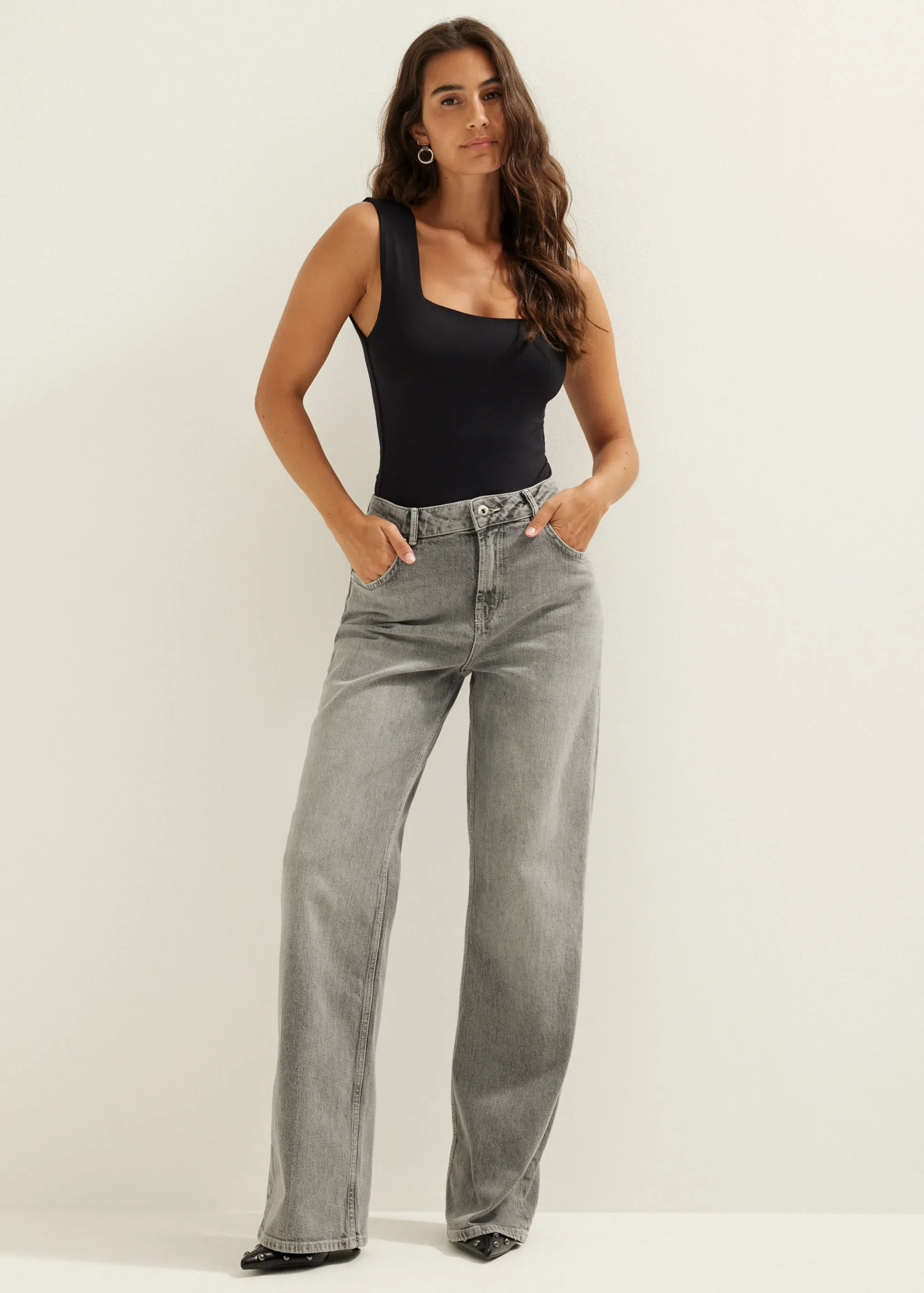 Sale Cotton Club Body met vierkante halslijn zwart