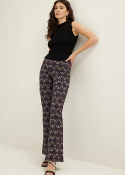 Clearance Cotton Club Flared broek jacquard patroon donkerpaars