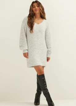 Outlet Cotton Club Gebreide jurk met v-hals grijs,lichtmelee