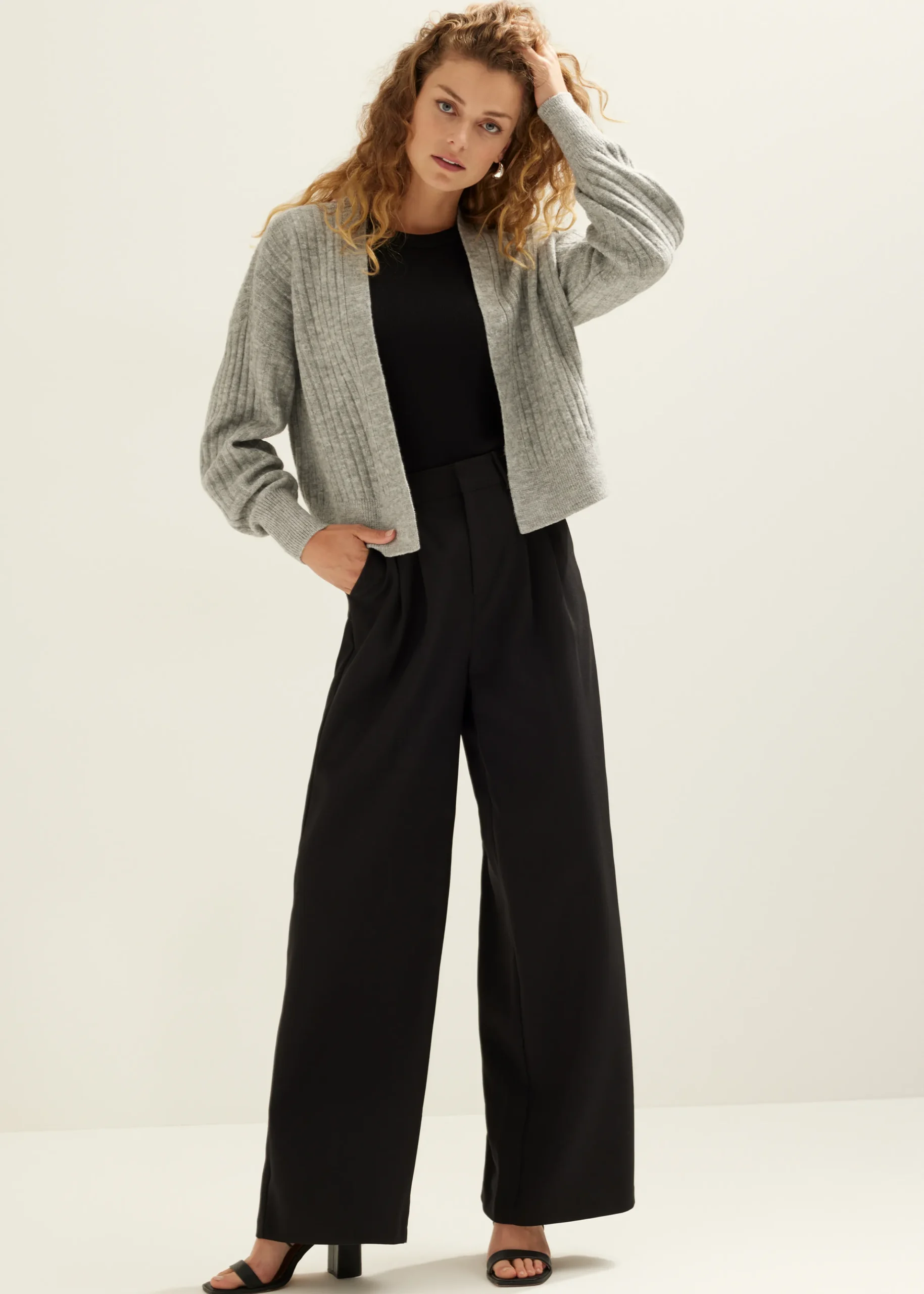 Clearance Cotton Club Gebreid vest kort grijsgemêleerd