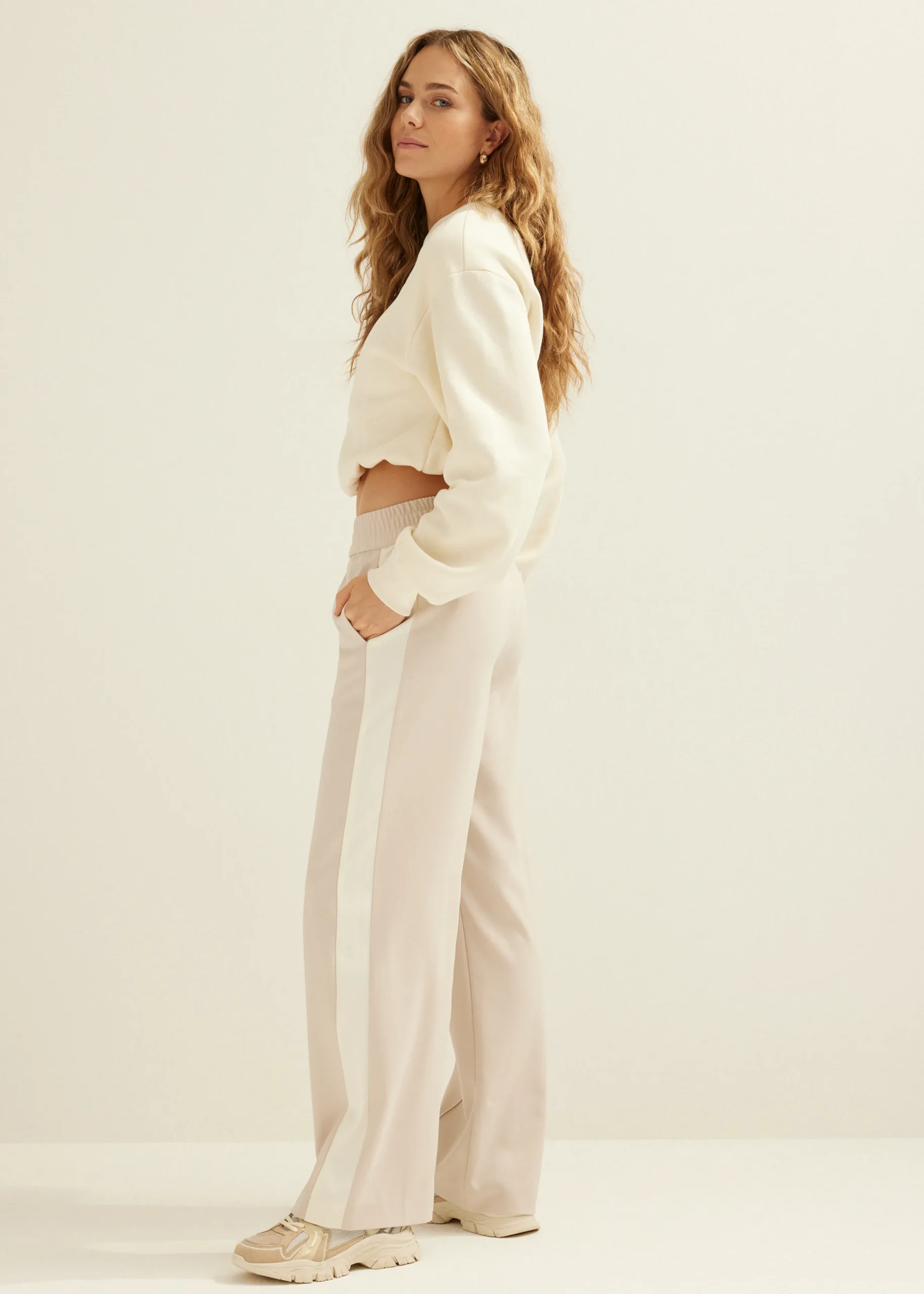 New Cotton Club Track pants balance zand