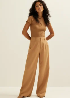 New Cotton Club t-shirt met rib structuur camel